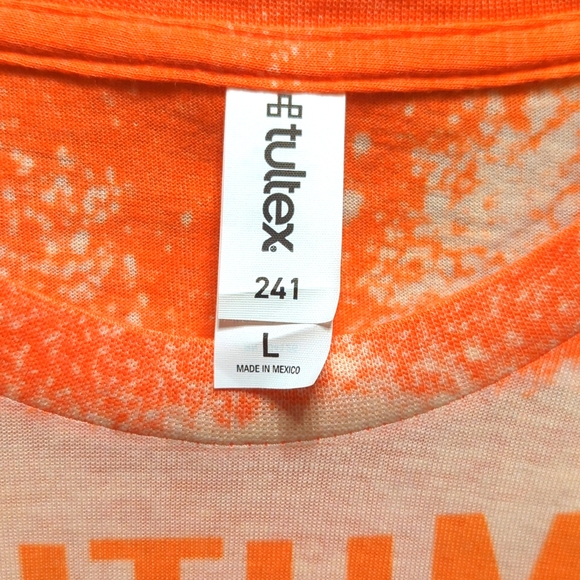 Custom Made Unisex T Shirt SZ L "Autumn Crisp Air....." NWOT - Picture 4 of 5